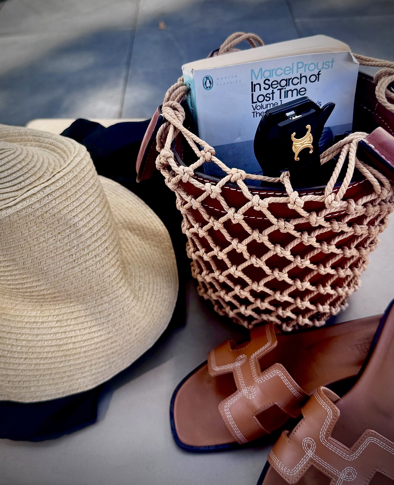 A woven basket, white linen, the Oran, and Proust